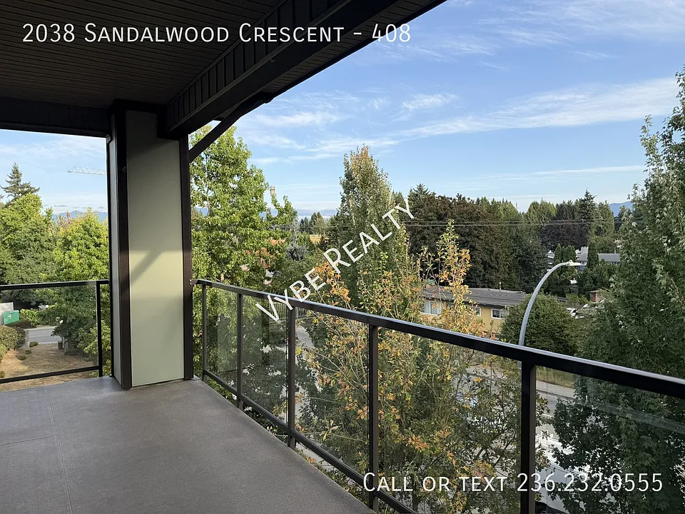 2038 Sandalwood Cres #408