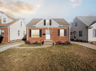 14717 Reddington Ave, Maple Heights, OH 44137