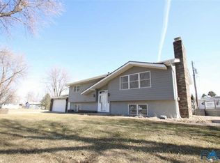 3800 S Ellis Rd, Sioux Falls, SD 57106