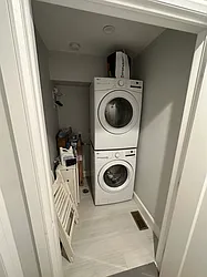 Rented by LEVEN Real Estate