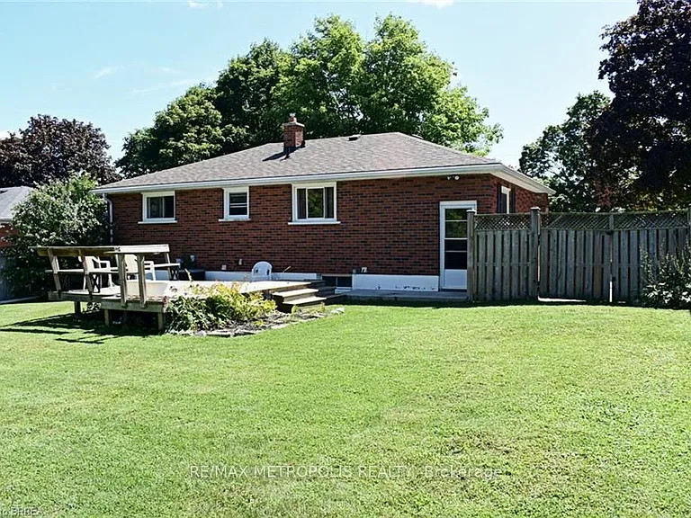 5 McCammon St #UPPER — Photo 24
