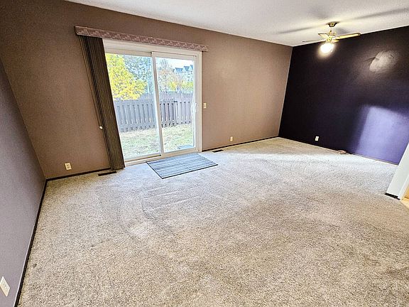 4th image of 3141 138th Ave NW