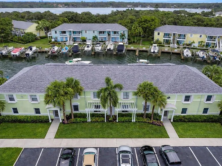 5245 Coquina Key Dr SE #D — Photo 2