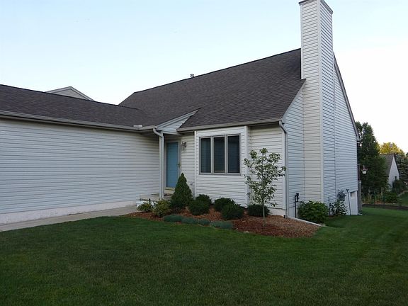 4th image of 856 Berkshire Dr