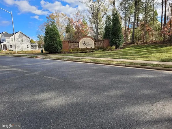 12449 Mays Quarter Rd, Woodbridge, VA 22192
