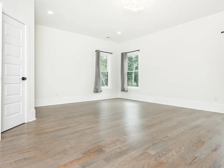 4056 Ashford Dunwoody Rd NE — Photo 71