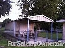 12'x24' shed : 4 years old metal shed with electricity
