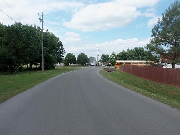 5th image of 118 Skylark Dr
