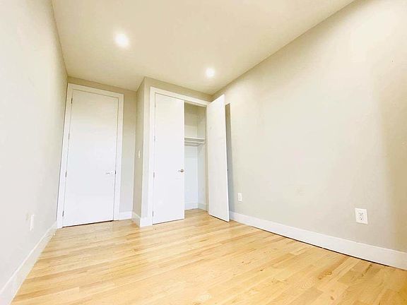 3rd image of 529 E 22nd St #5A