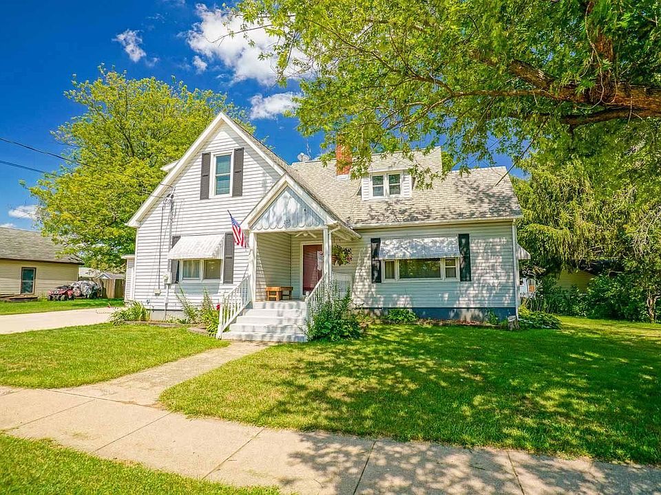 203 W State St, Albany, WI 53502 | Zillow