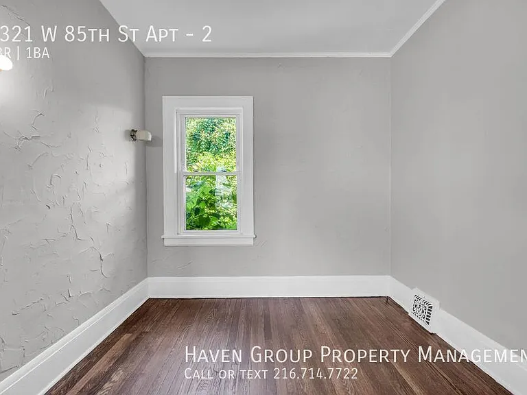 1321 W 85th St #2 — Photo 18