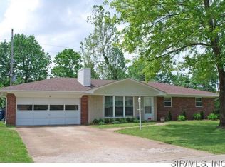 6 Weslake Dr, Fairview Heights, IL 62208
