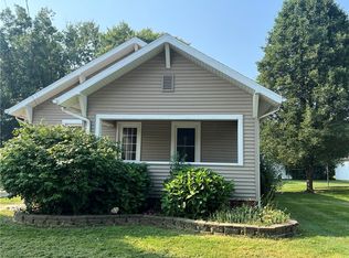 306 Polk Ave, Charleston, IL