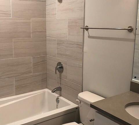 3rd image of 1326 W Diversey Pkwy #1M