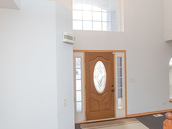 3rd image of 1017 Great Plains Ave