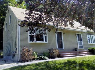 55 Dale Rd #A, Hooksett, NH 03106