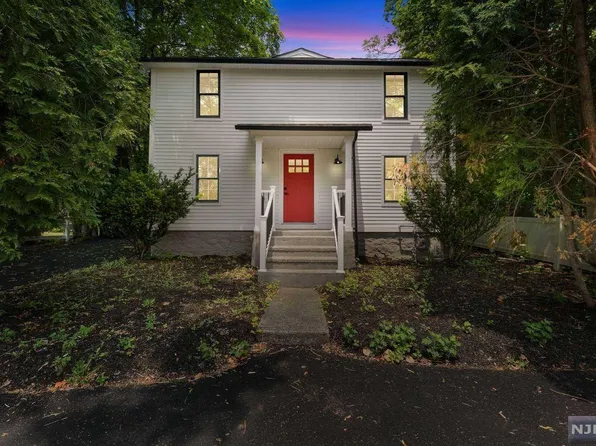 38 Fairview Ave #1438, Long Valley, NJ 07853