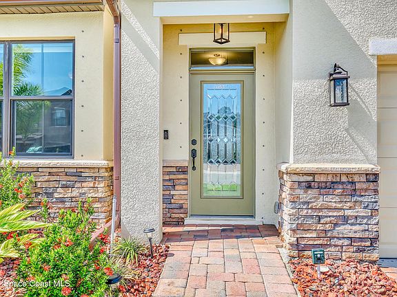 2nd image of 1124 Musgrass Cir