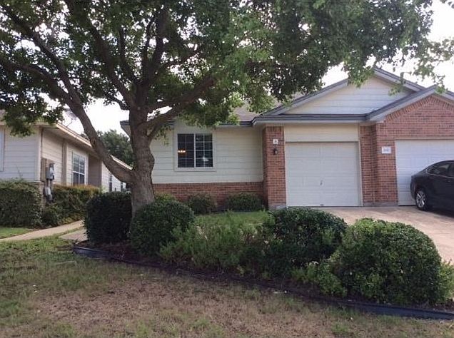 1st image of 2817 Southampton Way APT A