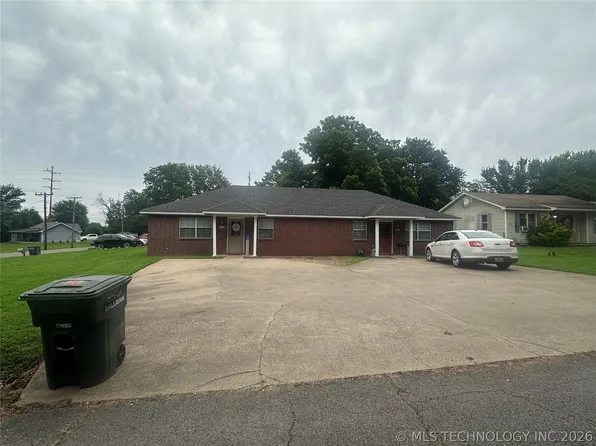 609 S Mulberry St, Sallisaw, OK 74955