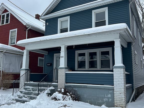 5th image of 953 W 31st St