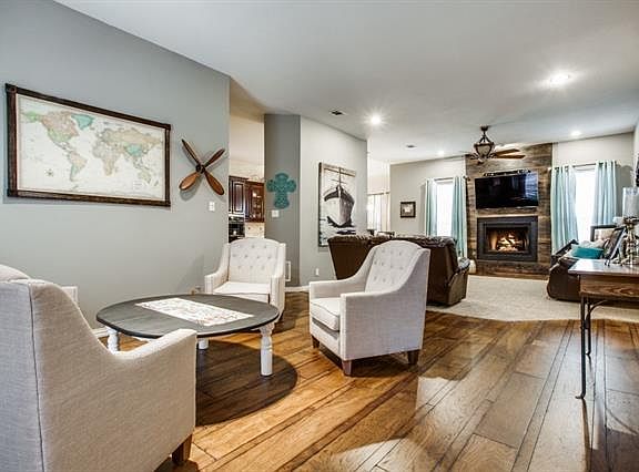 5th image of 3909 Fawn Dr