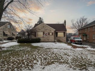 4402 75th St, Kenosha, WI 53142