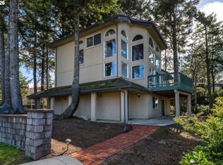 6095 Huckleberry Ln, Tillamook, OR