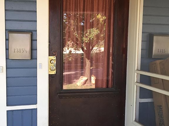 2nd image of 1315 1/2 Forsythe Ave