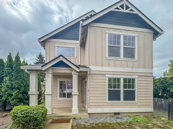 509 S Redwood St, Canby, OR 97013