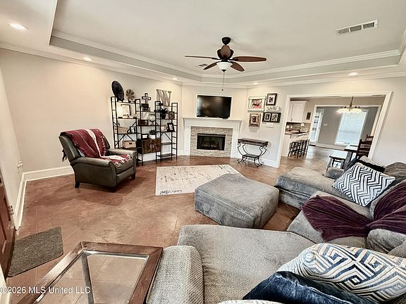 5th image of 1007 Cobblestone Pl