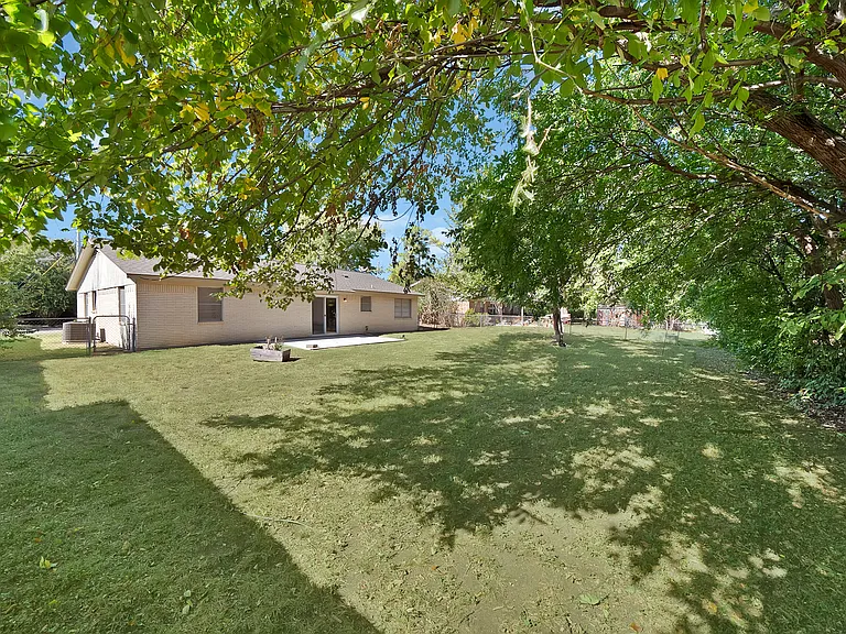 6516 Perdido Dr — Photo 17