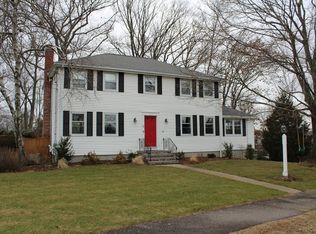24 Mill Pond Ln, Norwood, MA 02062