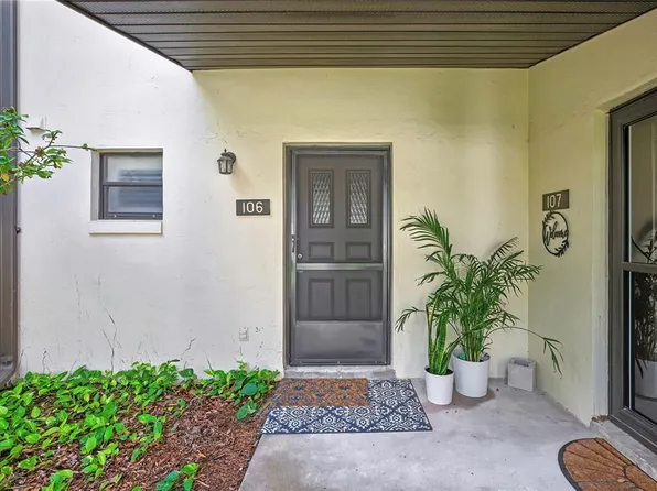 1637 SE Paradise Cir E #106, Crystal River, FL 34429