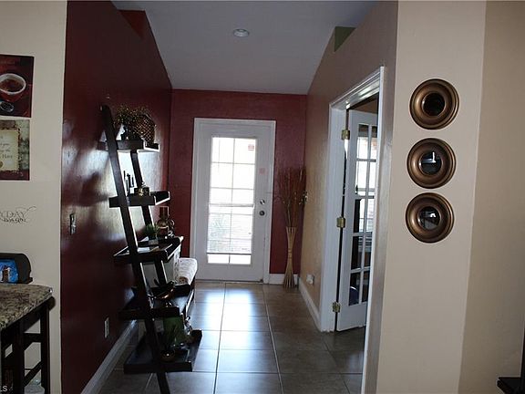 3rd image of 1513 NW 1st Ave