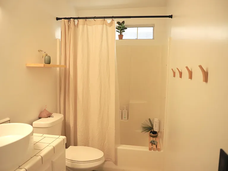 726 Los Angeles Ave — Photo 26
