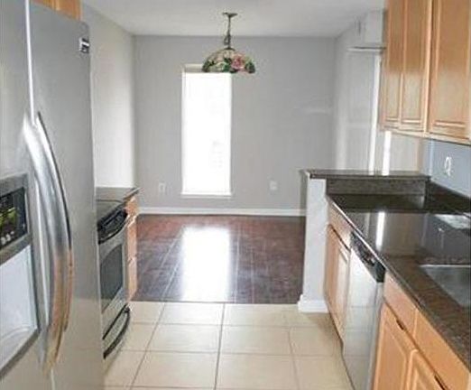Bright Sun Filled Kitchen