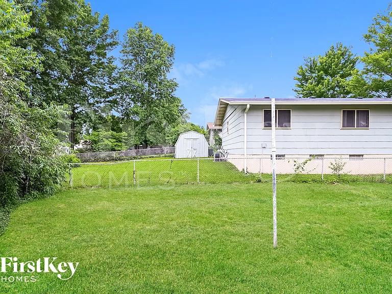 3710 Woodman Dr — Photo 18