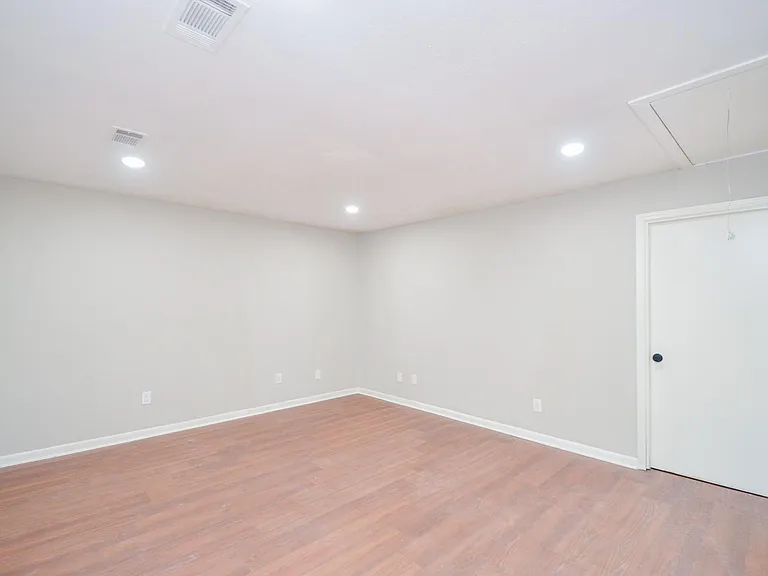 123 Cypress Ln — Photo 13