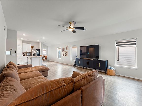 5th image of 2034 Brixham Bluff Ln