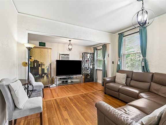 5th image of 4431 Eastern St