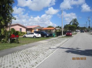 9271 SW 39th St, Miami, FL 33165