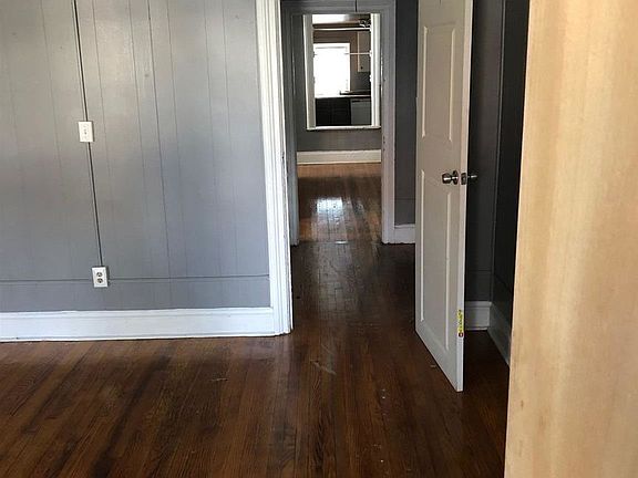 5th image of 47 Watervliet Ave