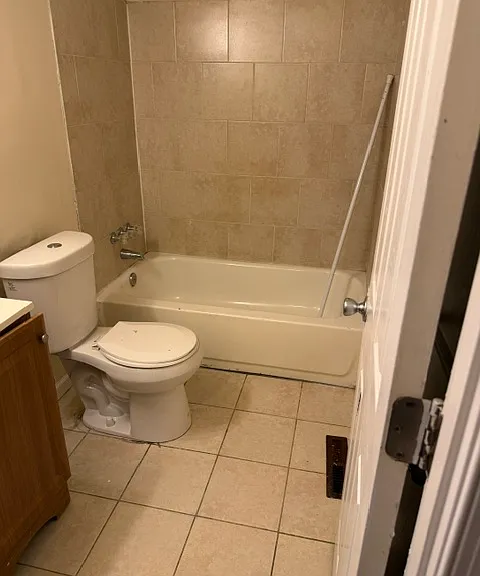 5607 The Alameda #C — Photo 31