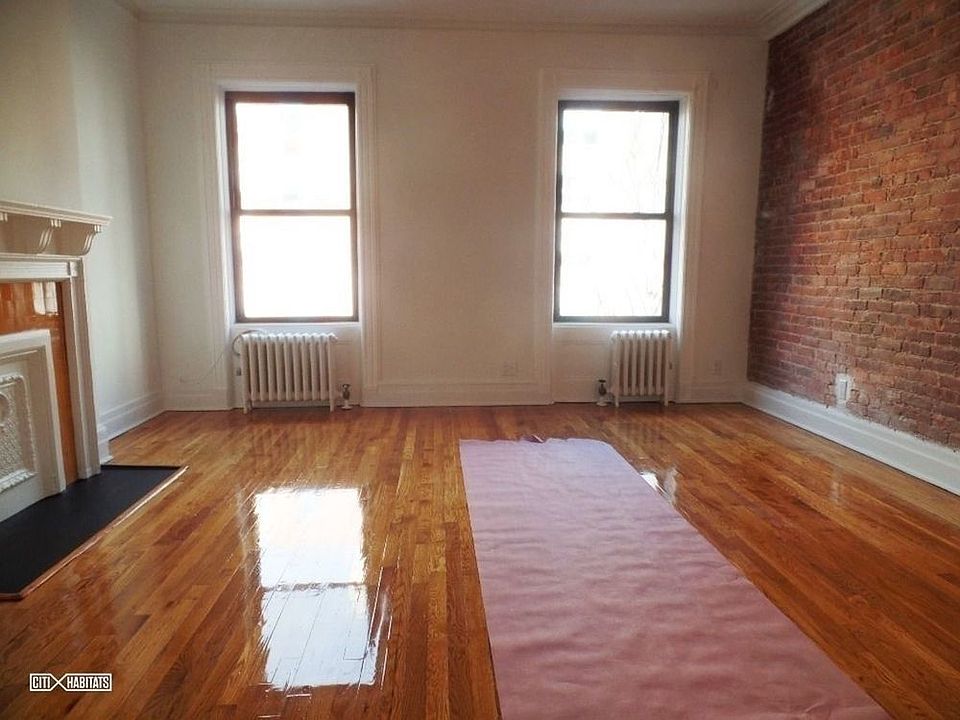 1st image of 355 W 123rd St APT 4