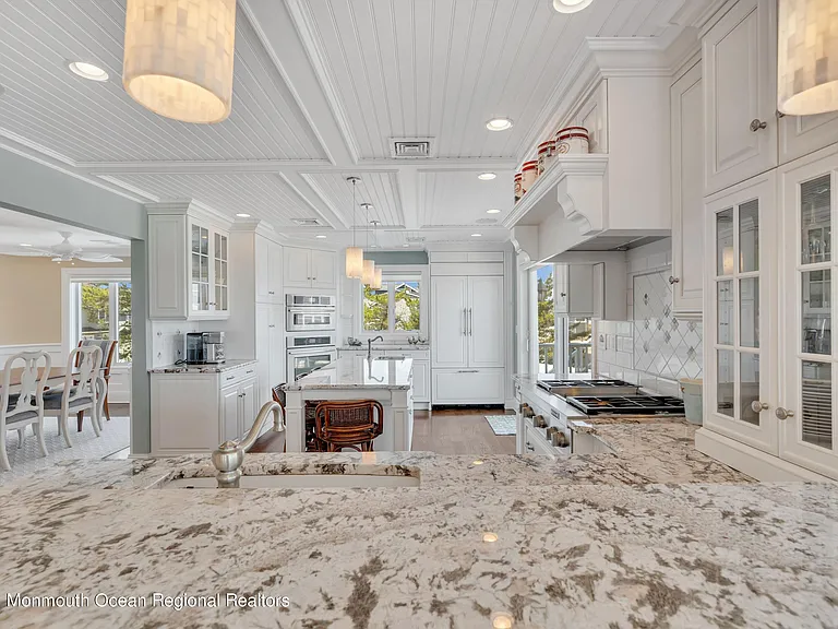 1101 S Ocean Ave — Photo 45