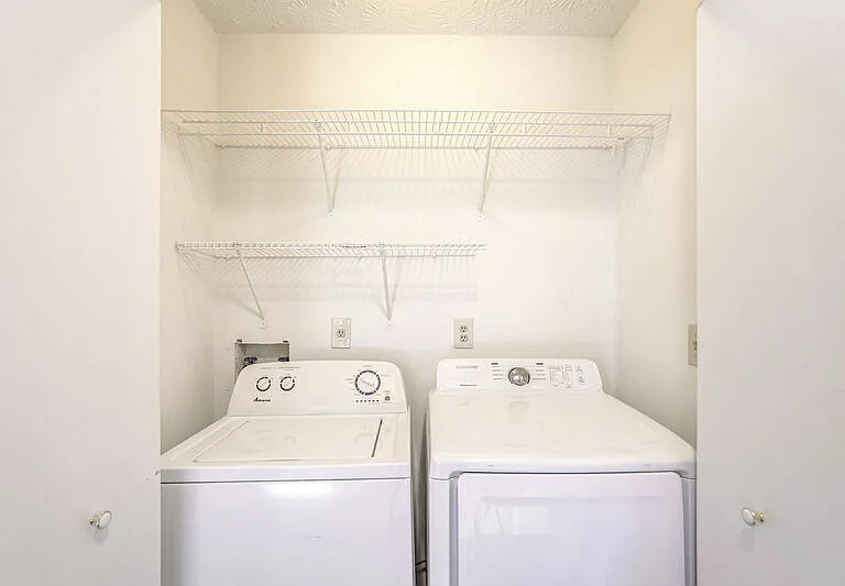Laundry hook-up.