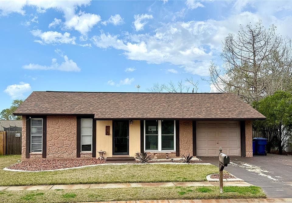 1st image of 7974 Avenal Loop