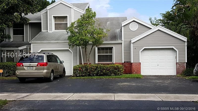 1st image of 10981 Scarborough Dr