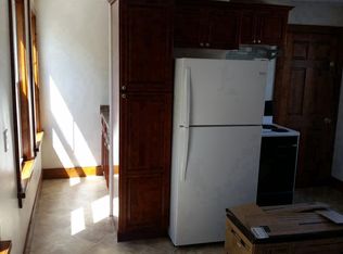 421 High St #2, Bristol, RI 02809